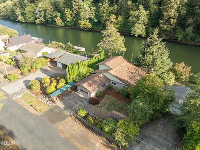 228 E Bain Dr