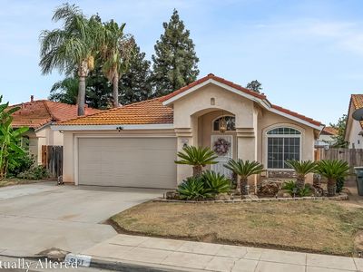 5651 W Sample Ave