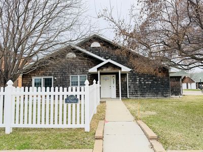 1307 N Dakota St
