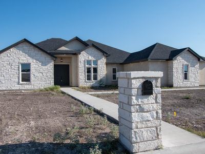 206 Persimon Dr