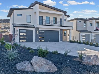 690 E Desert Cactus Dr