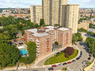 601 Kappock St APT 4J