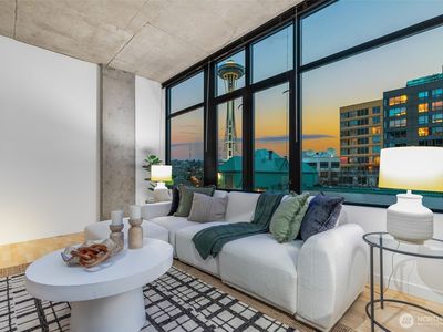 2720 3rd Avenue #705