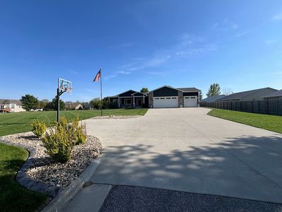 402 Frette Dr