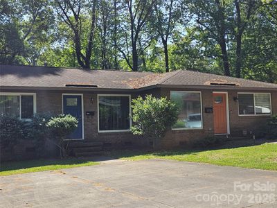 1735-1737 Herrin Ave