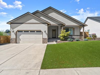 117 NW Canyon Creek Dr