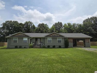 105 Hancock Ln