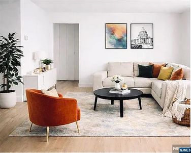 1-30 Virginia Dr #130B