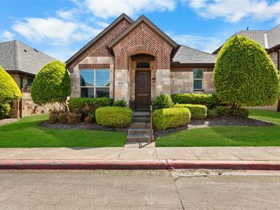 8617 Dewland Dr