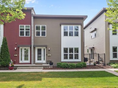312 N Van Buren St