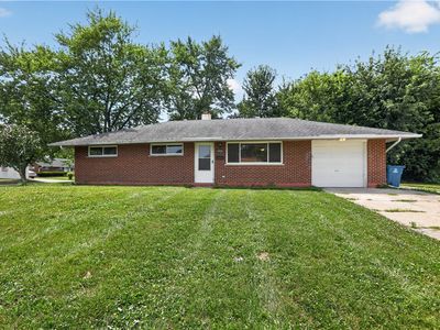 4450 Lambeth Dr