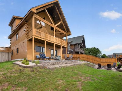 315 Hilltop CIRCLE