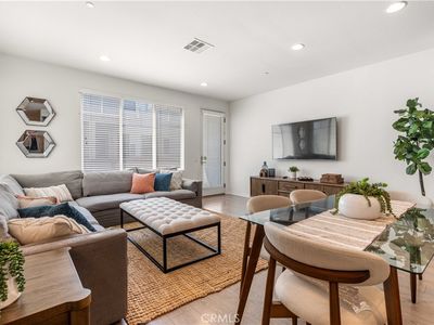 5560 Boardwalk Unit 105