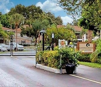 8041 S Woods Cir UNIT 9