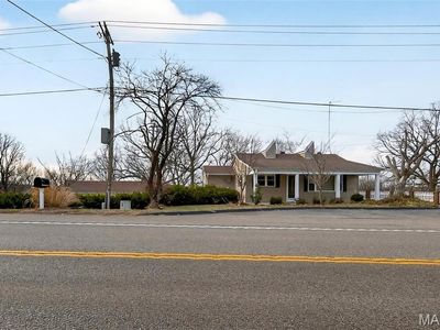 5591 Old State Route 21