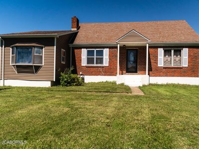 1729 S Business Highway 54