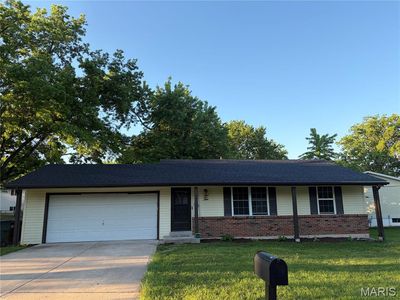 10 Brookshire Dr