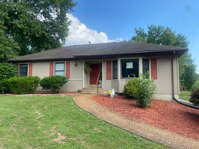 842 Stardust Dr