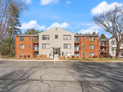 125 Driveway CLUBHOUSE L