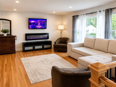 Property at 9 Chadwell Ct, Neptune, NJ