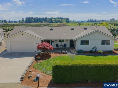 4716 Poinsettia St NE