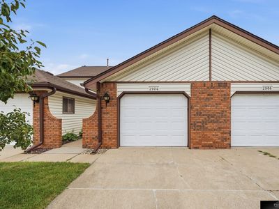 2904 Londonshire Ct