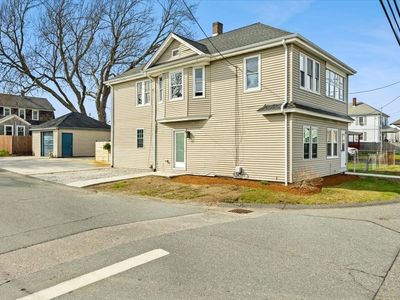 163 Macomber Ave