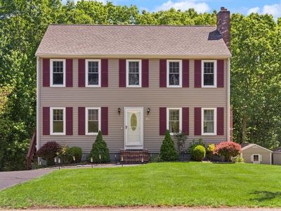 98 Laurelwood Dr