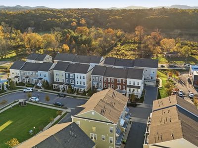 179 Burkitt Commons Ave