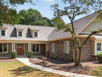 101 Welborn Oaks Way