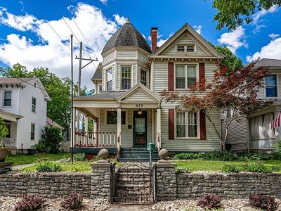 429 Ross Ave