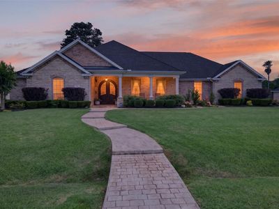 546 Meadowlark Ln