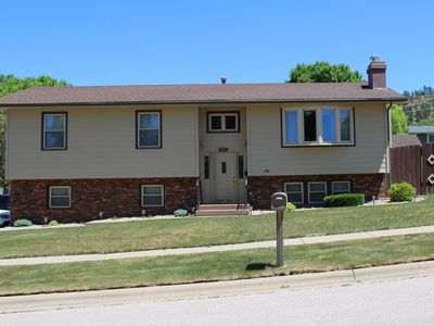 2624 Raymond Dr