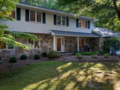 283 Queen Esther Dr