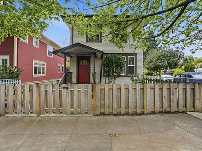 805 SE 30th Ave