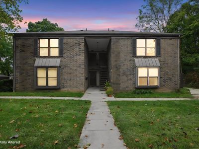 5844 Hallridge Cir APT B