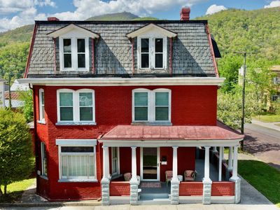 323 Ballengee St