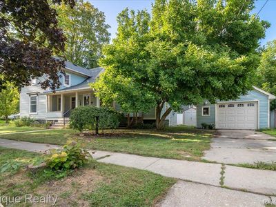 Property at 402 N Hickory St, Owosso, MI