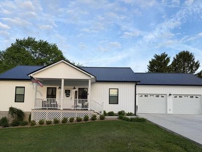 1591 E Alonquin Dr