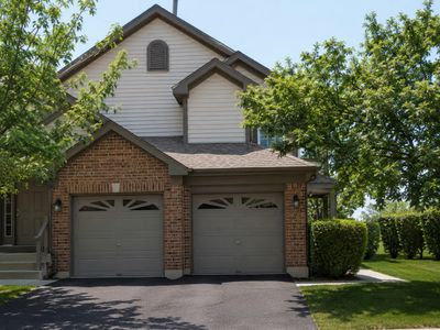 199 Old Oak Ct W