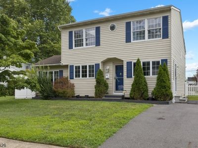 93 Elton Ave
