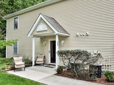 25 Village Cove