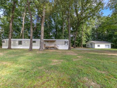 412 Weese Rd SE