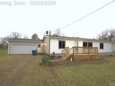 7464 Jennings Rd