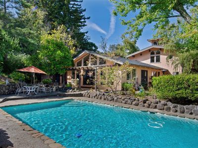 4552 Belmont Court