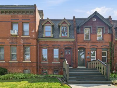 11237 S Champlain Ave