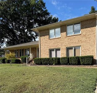 Property at 13 Aft Ct, Portsmouth, VA