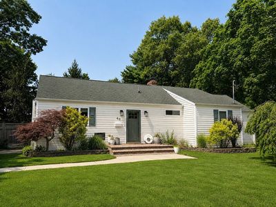 40 Ridgeway Blvd