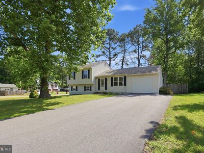 33 Bryant Blvd