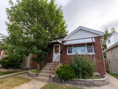 Property at 2433 S Keystone Ave, Riverside, IL